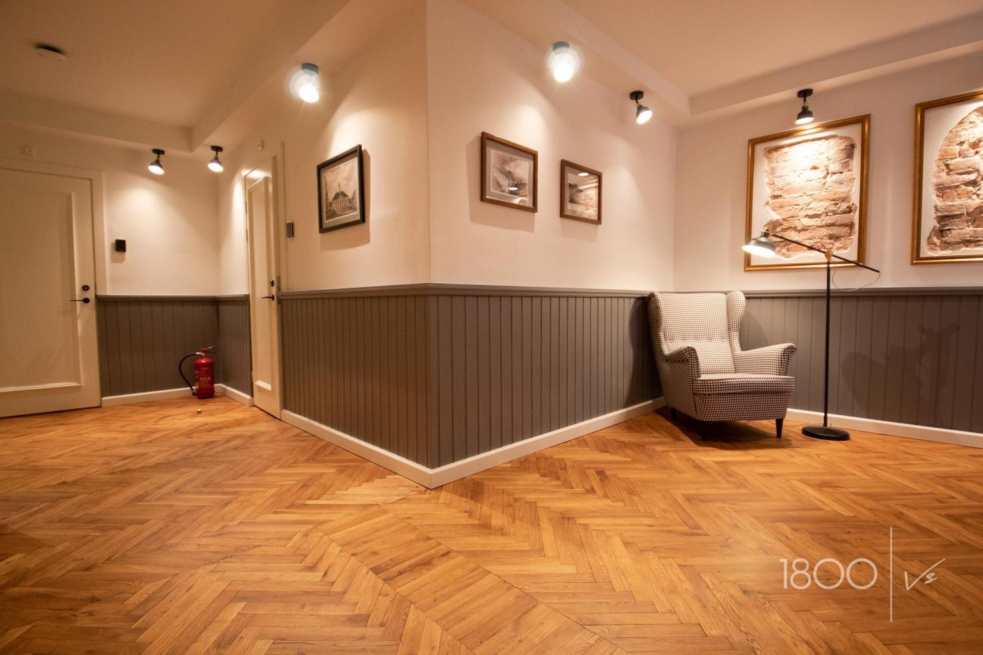 1800 By Vince Stay - Private Rooms In Town Hall Square Tartu Exteriör bild
